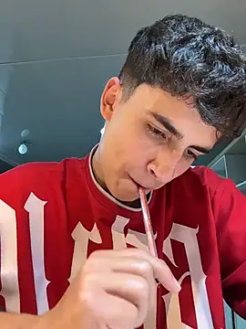 AdrianRinaldi webcam