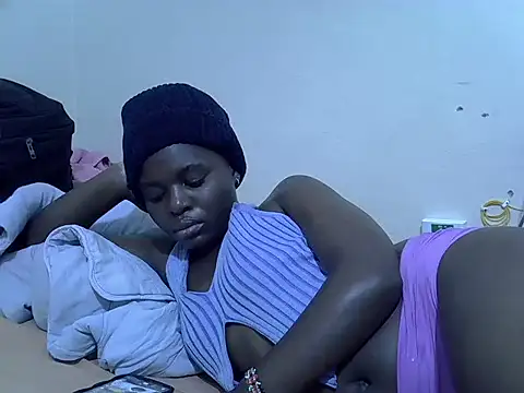 creamypussyy21 webcam