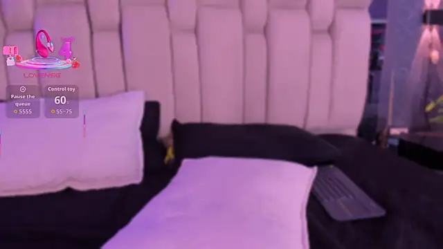 MissValeriePink webcam