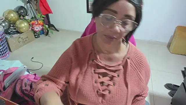 mrs_mommy_ - Mrs_mommy_'s free webcam - UK Sex Cams