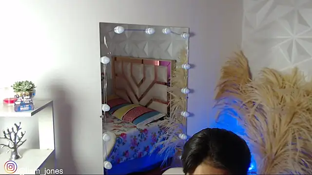 Jonesliam23 webcam
