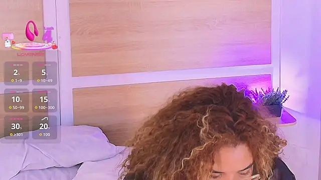 _nickypurple_ webcam