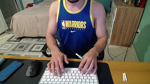 alessand180521 webcam