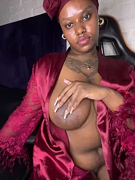 QUEEN_NOBUHLE_FEMDOM_777