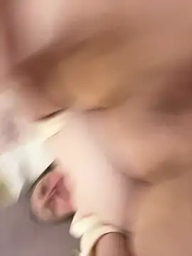 DeniMilkyyyyy webcam