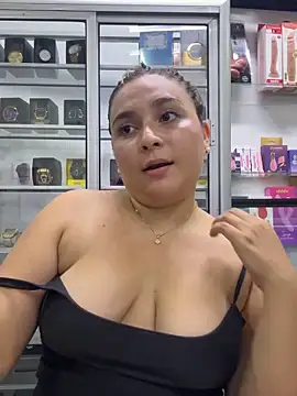 Webcam Model (sofiafantasy)  is live.Free join now!