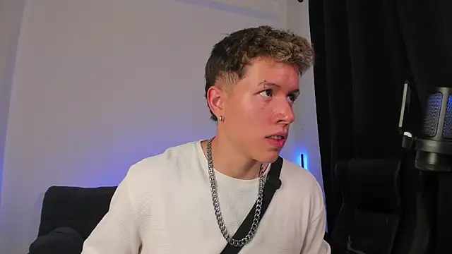 nathan_blake - Nathan_blake's free webcam - UK Sex Cams