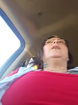 angelbaby1998 - Angelbaby1998's free webcam - UK Sex Cams