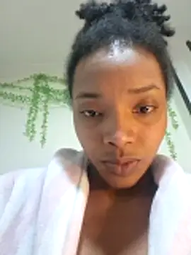 Webcam Model (Ebony_love07)  is live.Free join now!