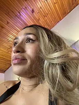 juliana-mancini webcam