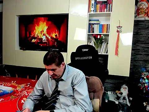 SpartacusDaddy48 webcam