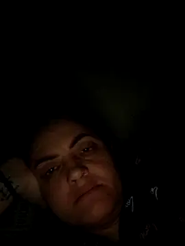 gini92 (F milf) - Un salut și un pupic