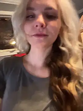 xoxobaby229 (F young) - Shaking asssss