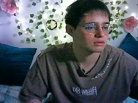 aiden_dwayne webcam