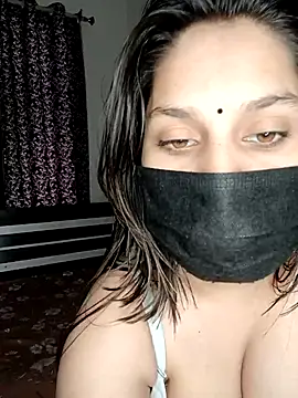 Webcam Model (shilpa-singh)  is live.Free join now!