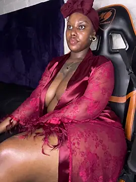 QUEEN_NOBUHLE_FEMDOM_777