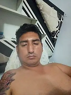 Yrresistible666 webcam