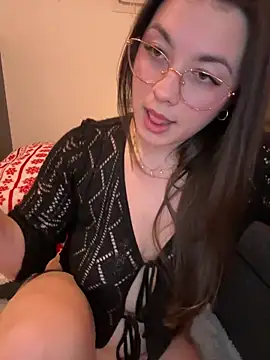 liloush__ (F young) - IG : xxlilou__