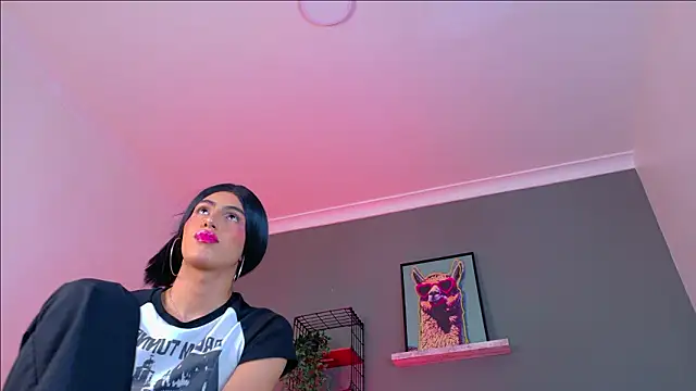 NickiWestt___ webcam