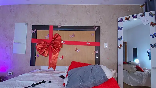 mialopez52 - Mialopez52's free webcam - UK Sex Cams