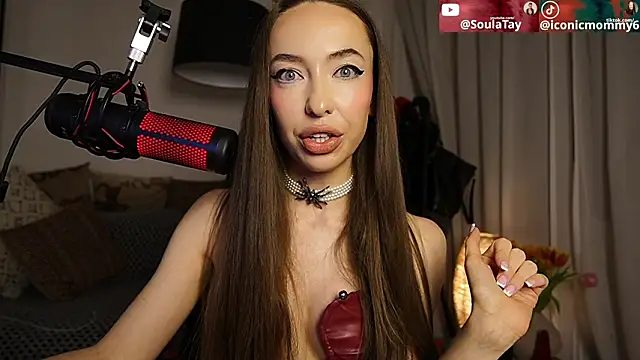 supreme_dominatrix webcam