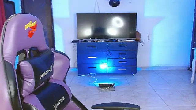 Alanni_parker webcam