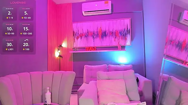 lilian_vergara - Lilian_vergara's free webcam - UK Sex Cams