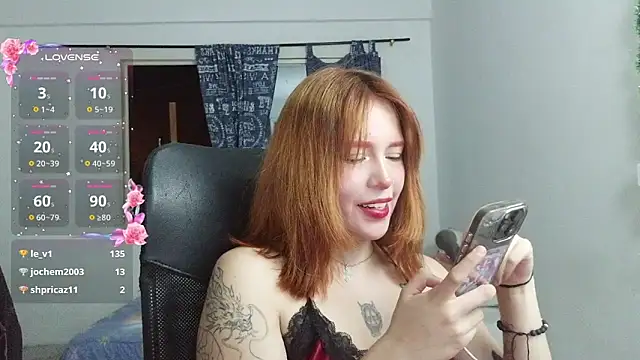 aliciia_23 - Aliciia_23's free webcam - UK Sex Cams