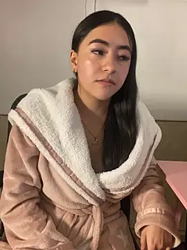 Webcam Model (AuroraJohns_Pink)  is live.Free join now!