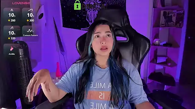 sweetcoralinee webcam