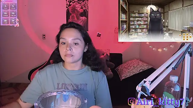 Airi_Kitty webcam