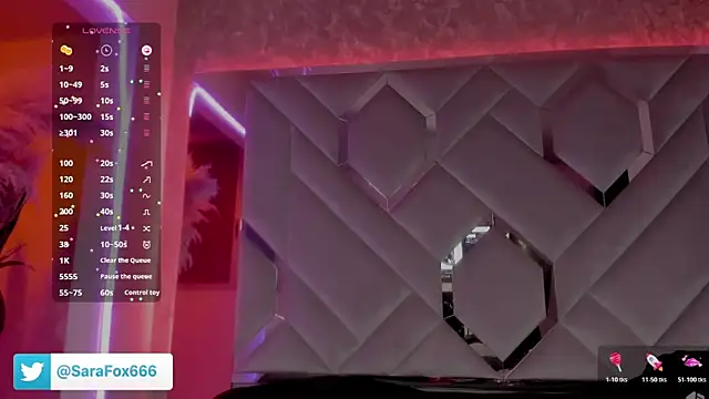 Sara_Foxx1 webcam