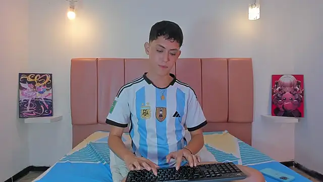 iamcami_ (M twink) - show cum