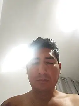 Yrresistible666 webcam