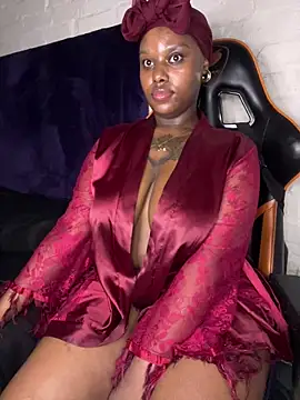 QUEEN_NOBUHLE_FEMDOM_777