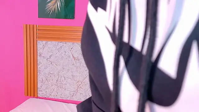 kinkyandsavage webcam