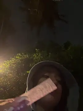 Webcam Model (Ady_18) is live