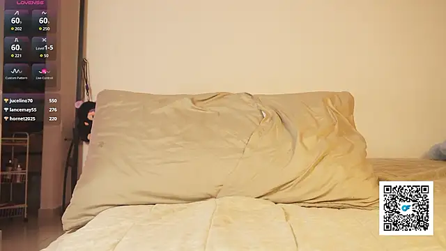 sweetlittlevenus webcam