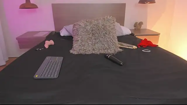 katyrousee - Katyrousee's free webcam - UK Sex Cams