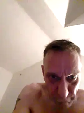 lovemachineeee webcam