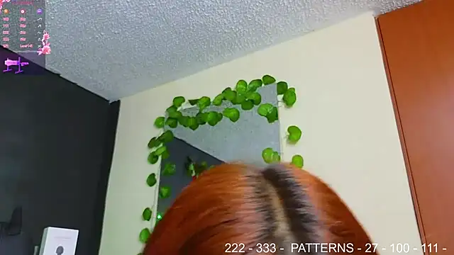 Sweett_Mollyy webcam