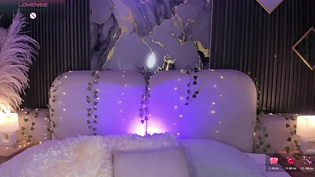 ShaniaDaniels webcam