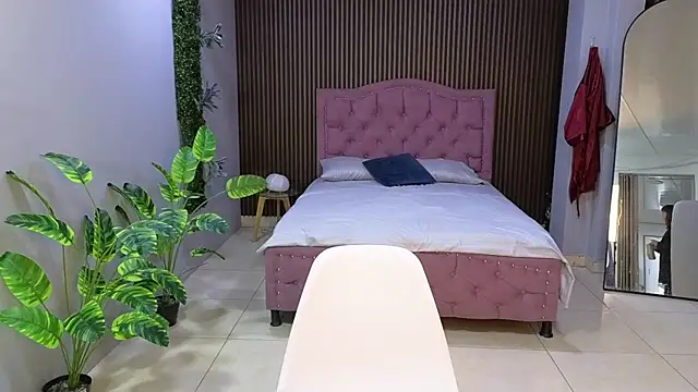 sexengel_lisa - Sexengel_lisa's free webcam - UK Sex Cams