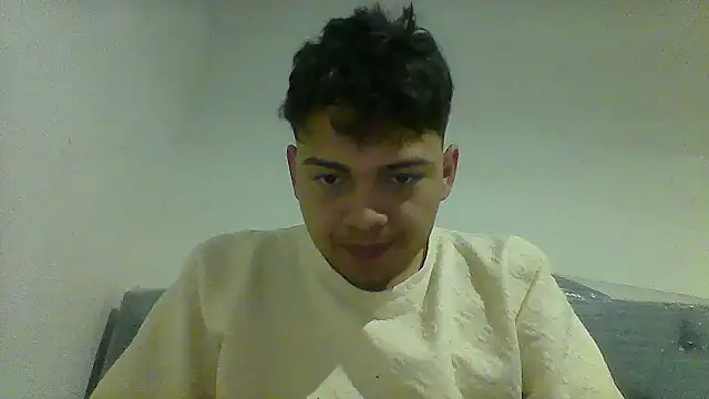 antonela_and_mack webcam