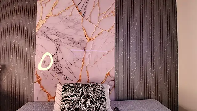 big_tits_in_your_face webcam