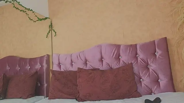 KARINAJTORRES webcam