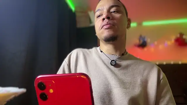 AlphaMasterXxx webcam