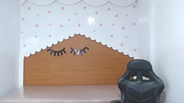 scarlett_percy_t webcam