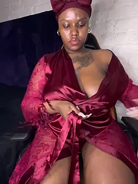 QUEEN_NOBUHLE_FEMDOM_777