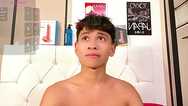 ethan_westt - Ethan_Westt's free webcam - UK Sex Cams